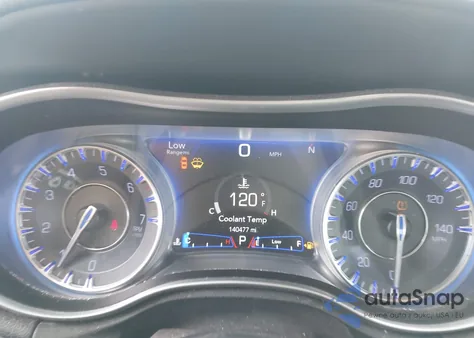 2018 Chrysler 300 Limited z USA, uszkodzony, nr VIN 2C3CCAEG3JH319779